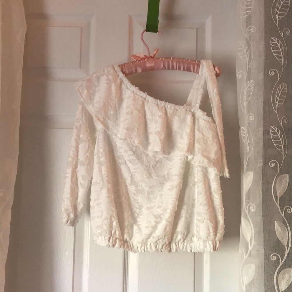 New LC Lauren Conrad crop one shoulder top size xs